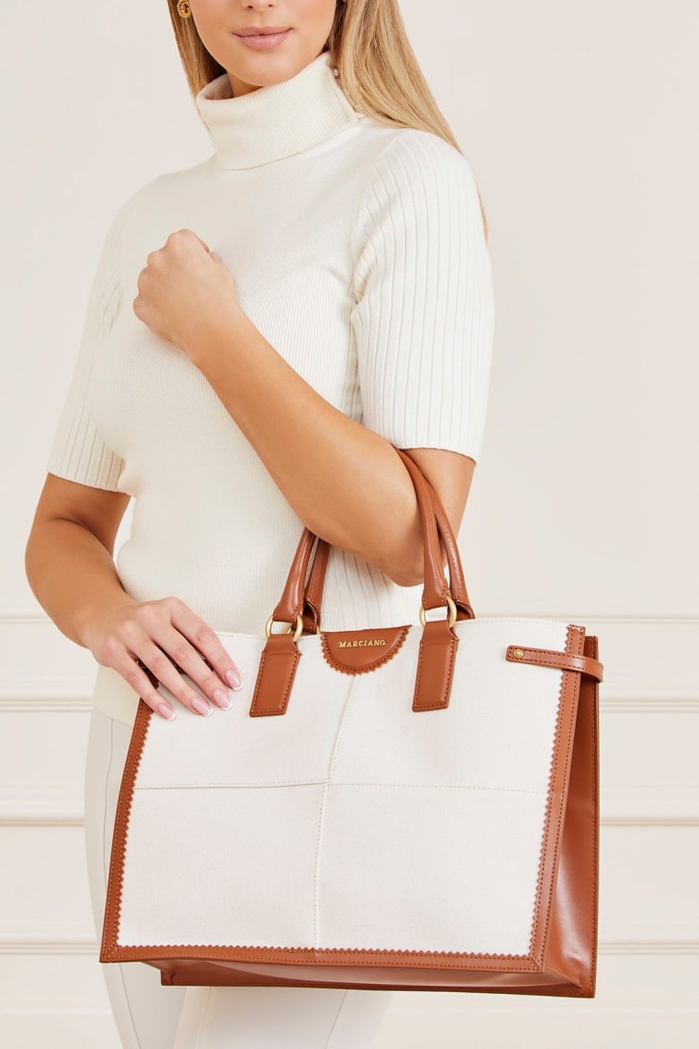 MARCIANO BY GUESS STILLA LARGE TOTE NATURAL 1