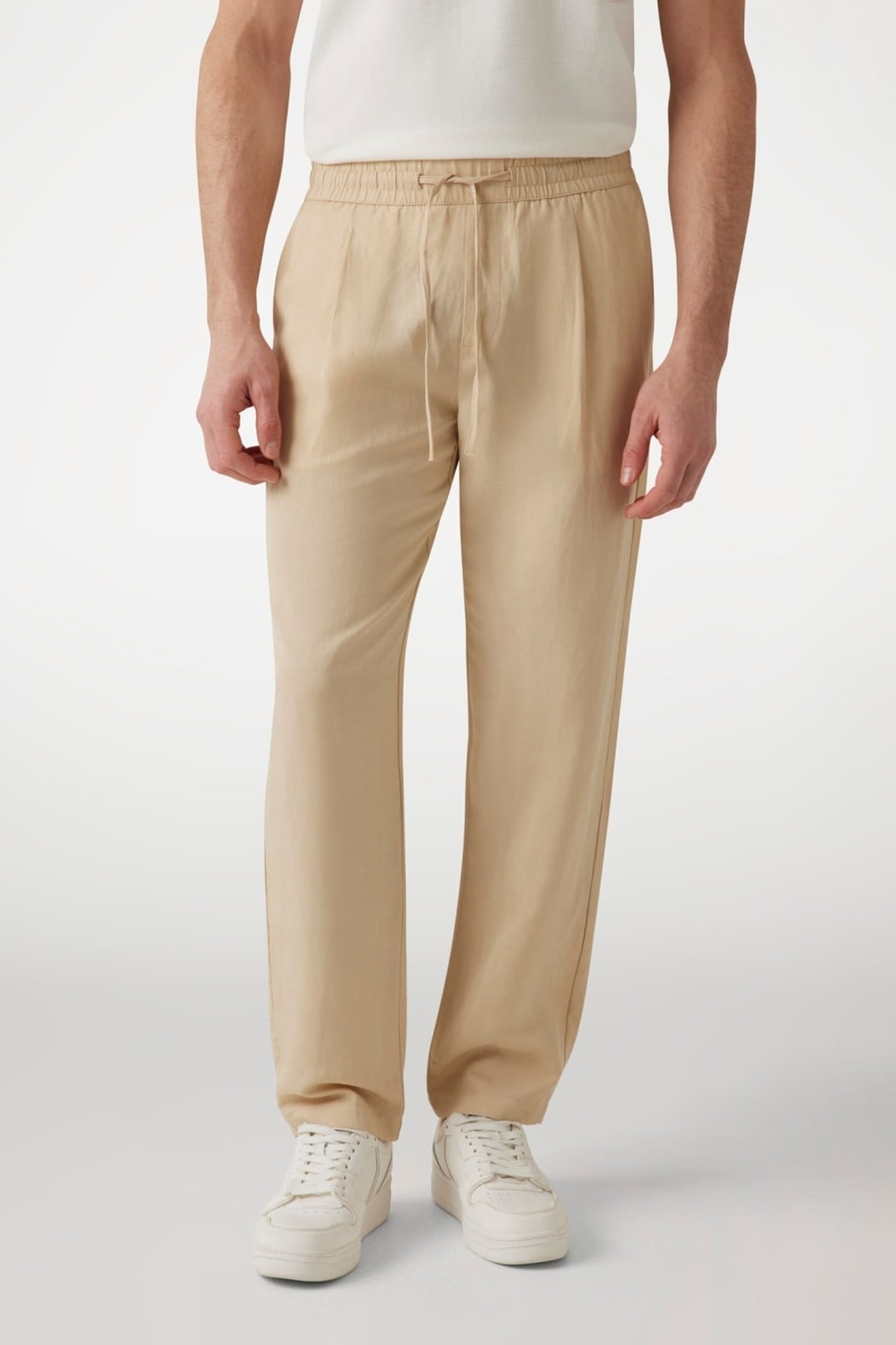 MARCIANO BY GUESS DANIEL TAPERED PANT COOKIES 2