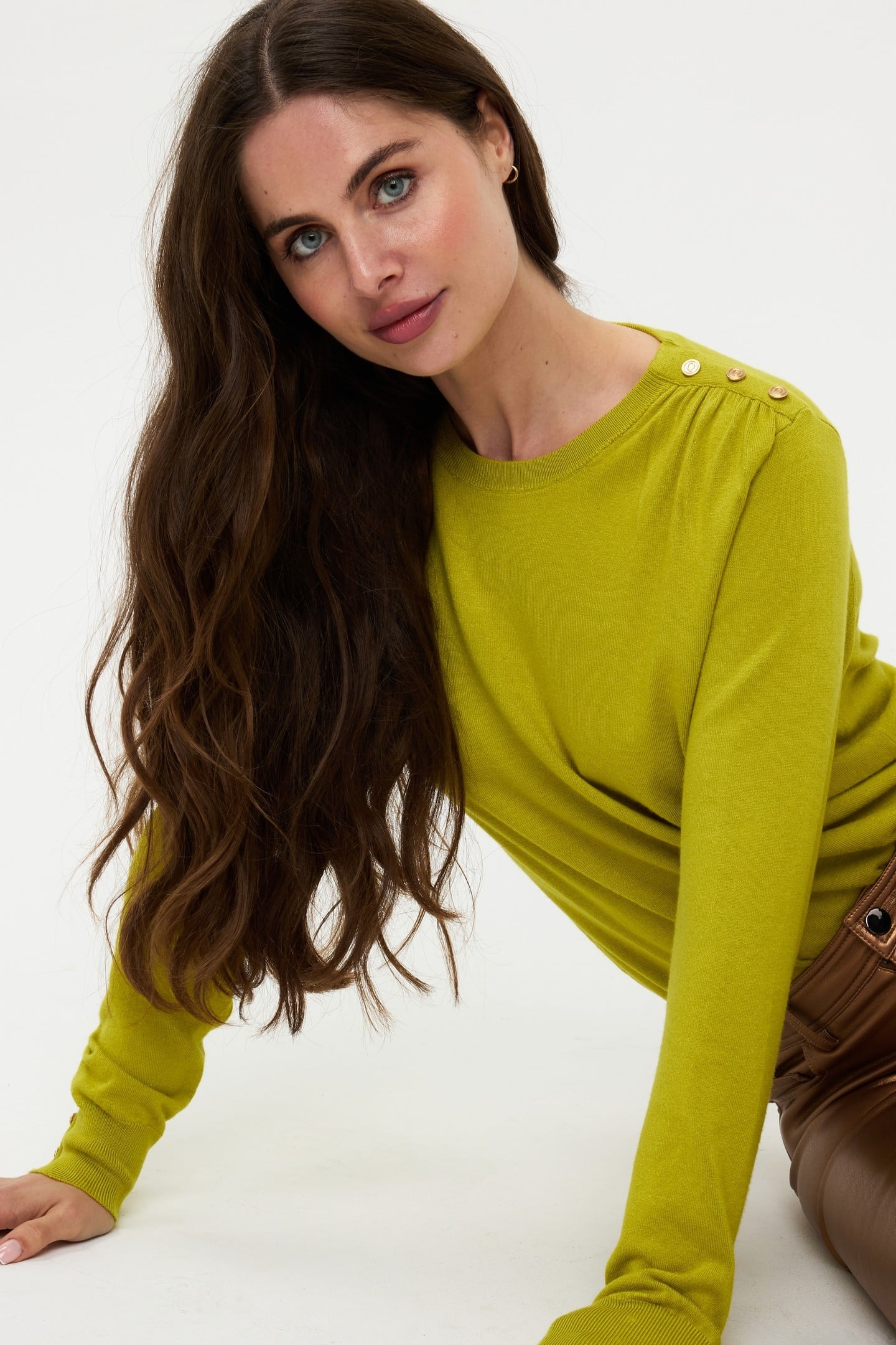 SWEATER GATHERING BUTTON DETAILS BASIC KNIT MATCHA GREEN 2