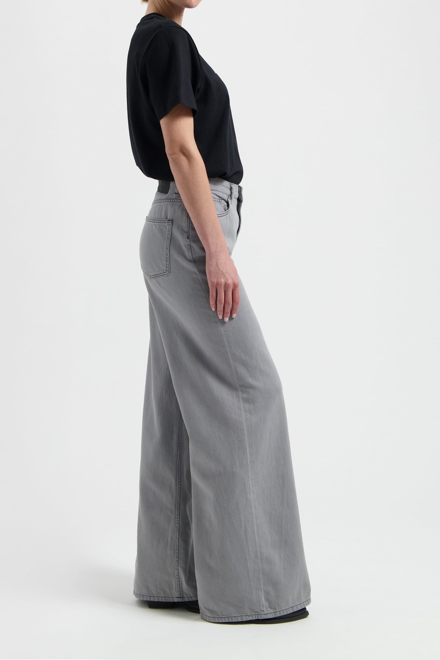 SARA HIGH LOOSE FLOW MARGE GREY 2