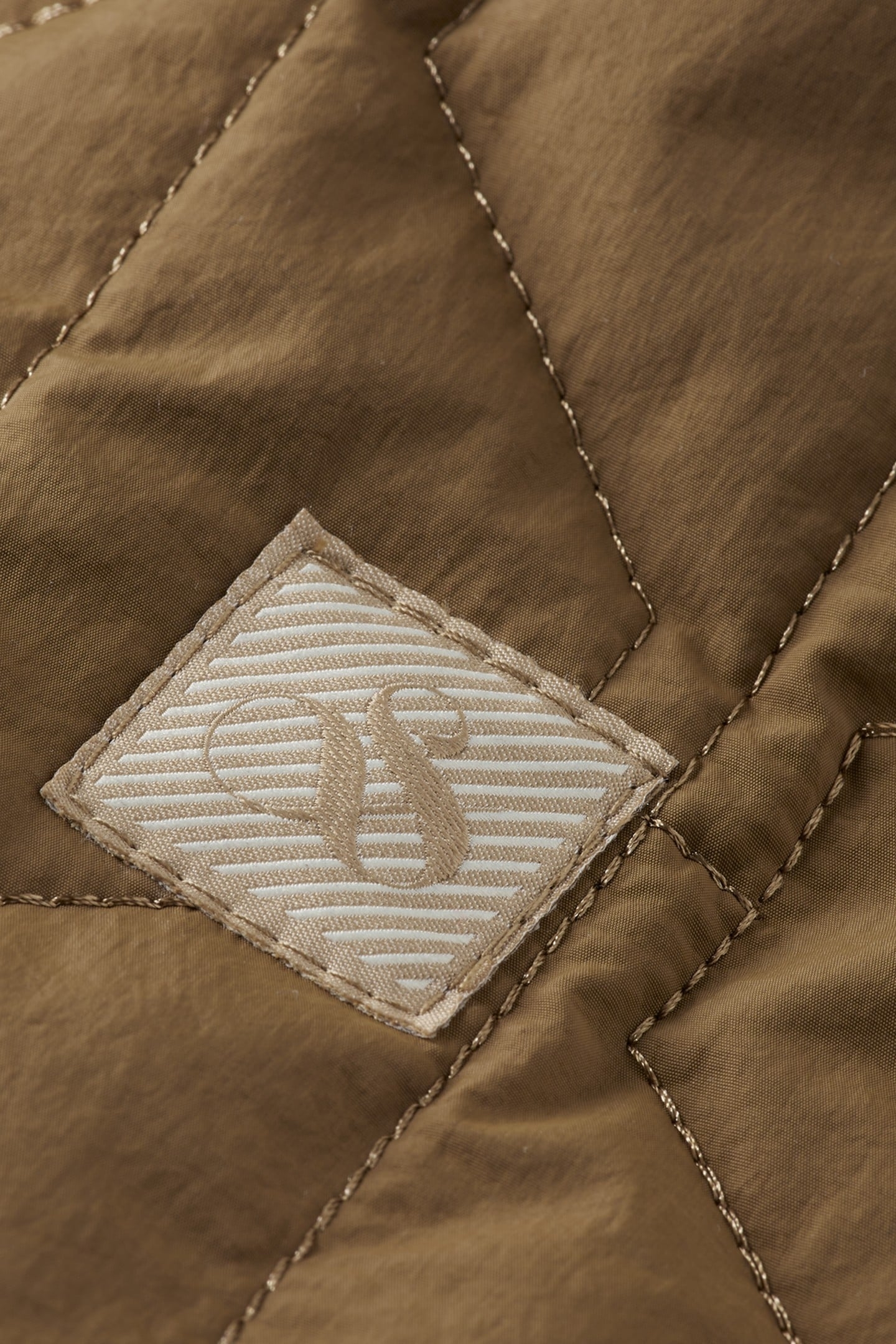 GEOMETRIC QUILTED COAT GOLDEN BROWN 5