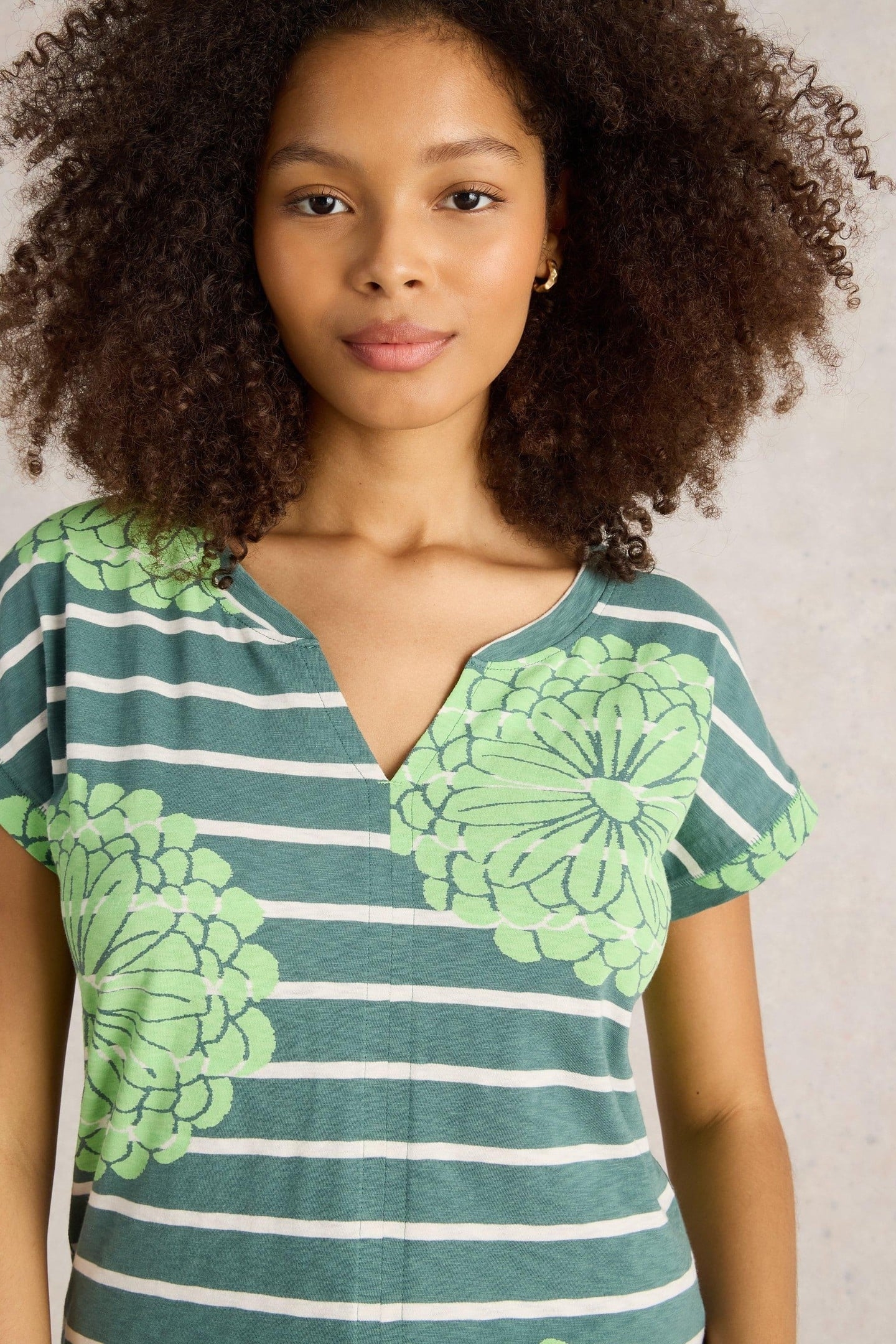 NELLY NOTCH NECK TEE GREEN MULTI 2