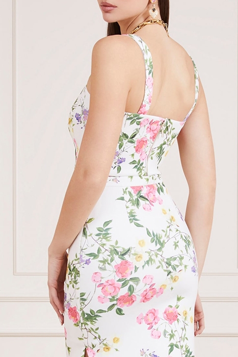 LEONARA TOP FAST PETAL POSE WHITE 2