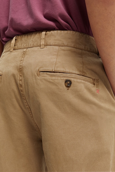 STUART - SLIM-FIT CHINO SAND 6