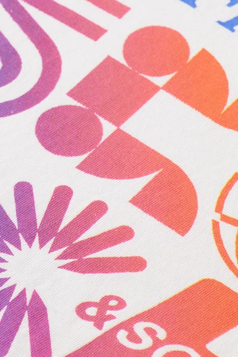 COTTON IN CONVERSION LONG-SLEEVED ARTWORK T-SHIRT WHITE 7