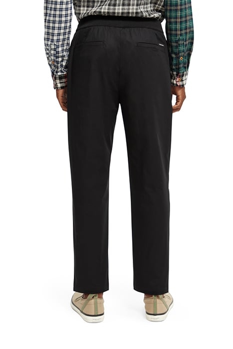 FAVE - REGULAR TAPERED-FIT LIGHTWEIGHT POPLIN JOGGER BLACK 2