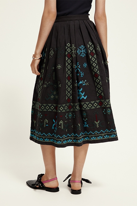 GEO EMBROIDERED SKIRT CHARCOAL 2