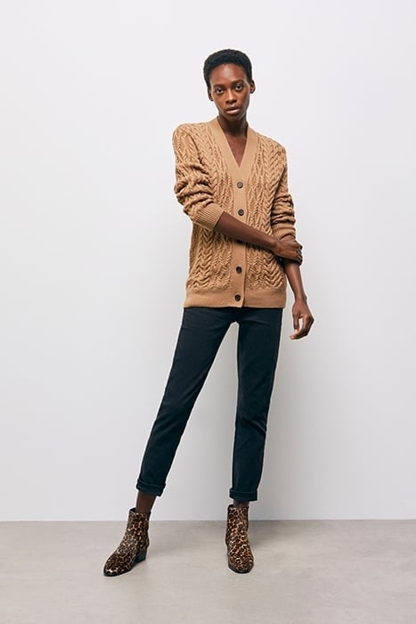 BUTTONED CARDIGAN IN BRAIDED WOOL CAMEL 5