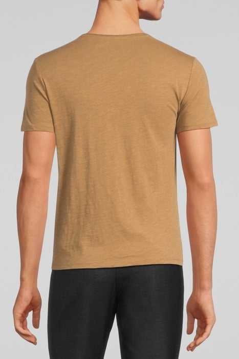 CAPPUCCINO ESSENTIAL V-NECK T-SHIRT CAPPUCINO 2