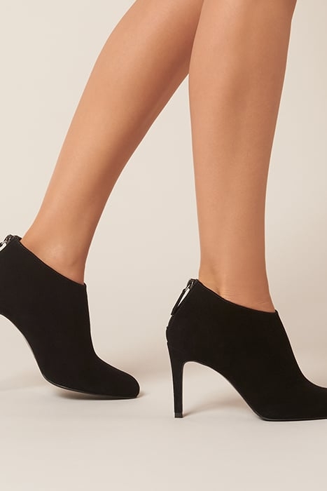 EMILY - ALMOND TOE BOOTIE BLACK 2