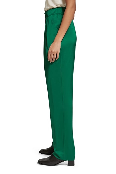 FAYE - HIGH RISE RELAXED TAPERED LEG PINE TREE 5