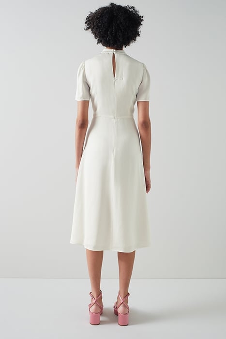 DR KLINE - TIE NECK SATIN IVORY 3