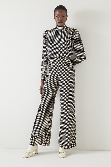 TR ESME - GRAPHIC SPOT BLACK/CREAM 1