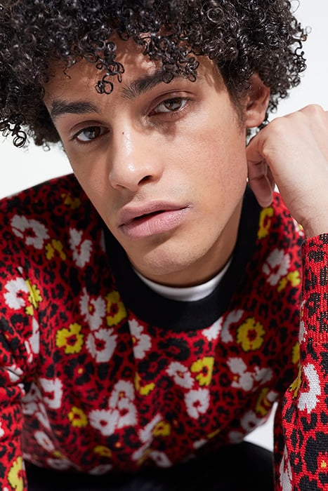 PULL COL ROND EN JACQUARD FLEURIE DARK RED 7