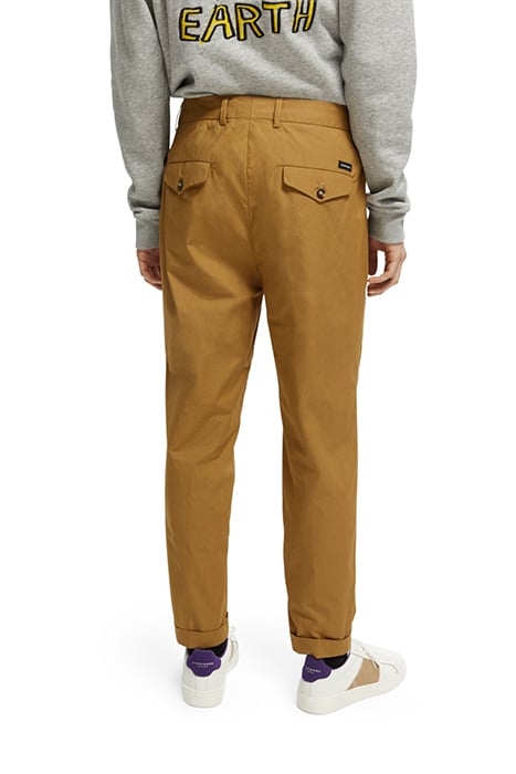 BLAKE - REGULAR SLIM-FIT PLEATED STRETCH-POPLIN CHINO MOON S 2