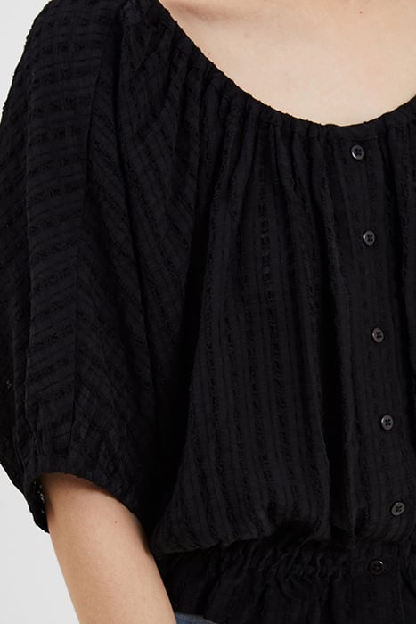 BIRCH SEERSUCKER SCOOP NCK TOP BLACK 4