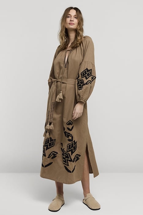 DRESS LINNEN HEAVY EMBROIDERY FUNGHI 1