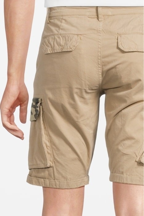 WEMBLEY CARGO SHORT ECRU/DESERT CAMO 4