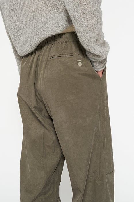 PARACHUTE PANTS DARK MOSS 5
