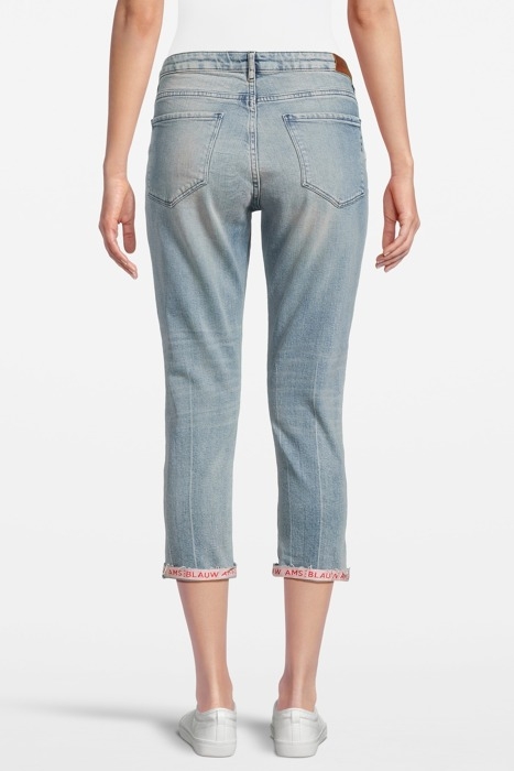 PETIT AMI CROPPED - HOOK LINE AND SINKER 2