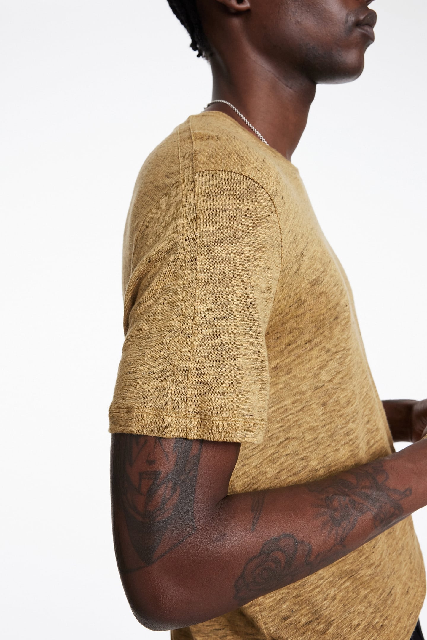 AVANCA REGULAR FIT SS CREWNECK CLAY BROWN 3