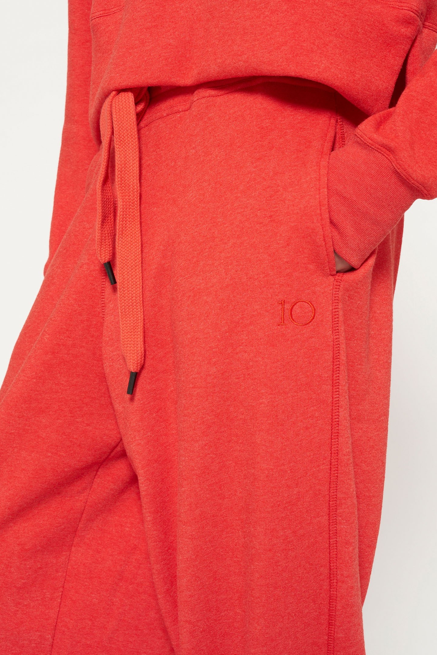 FAVOURITE JOGGER POPPY RED 6