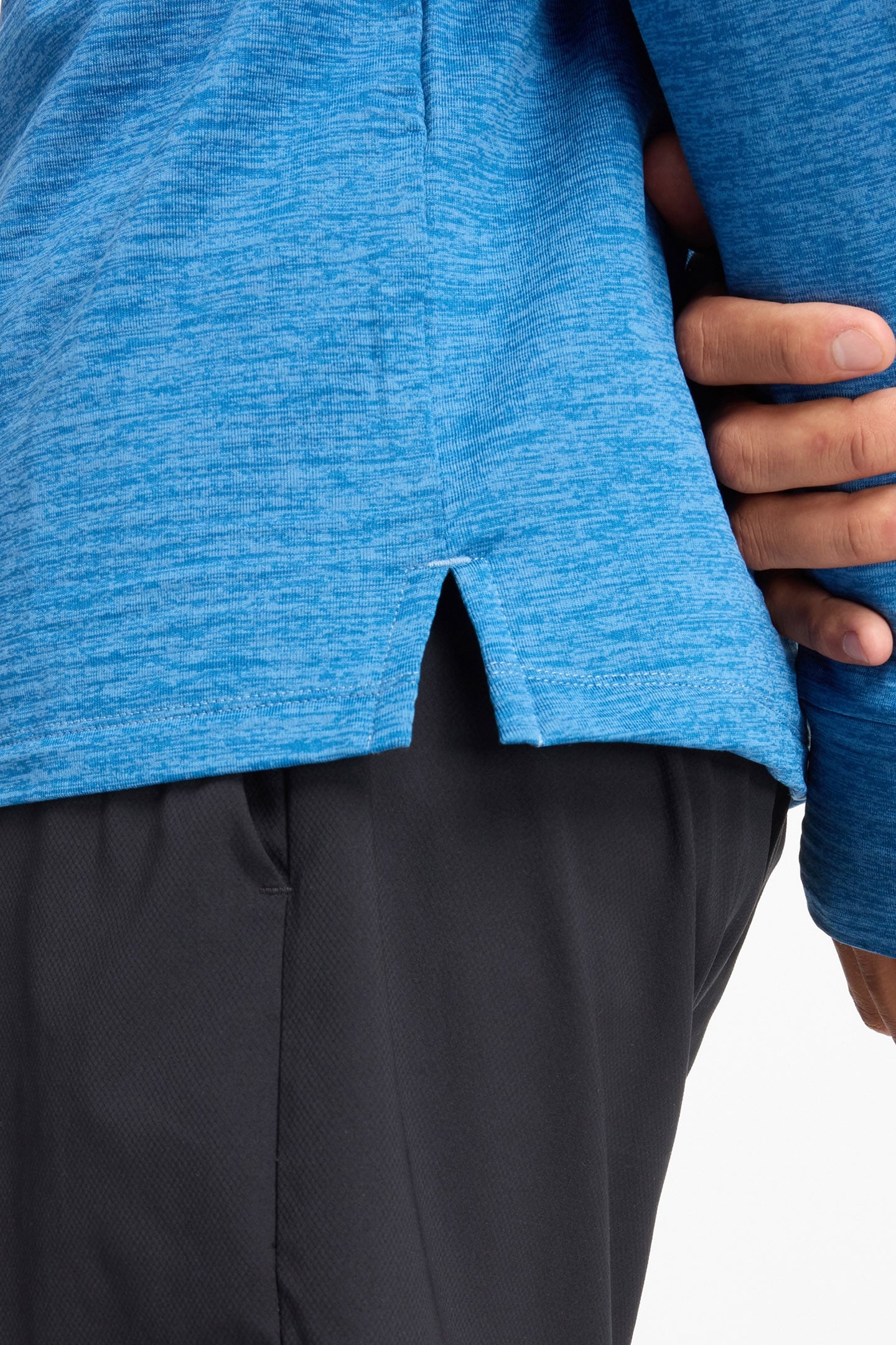 HEAT GRID HALF ZIP LONG SLEEVE TOP IN BLUE 8