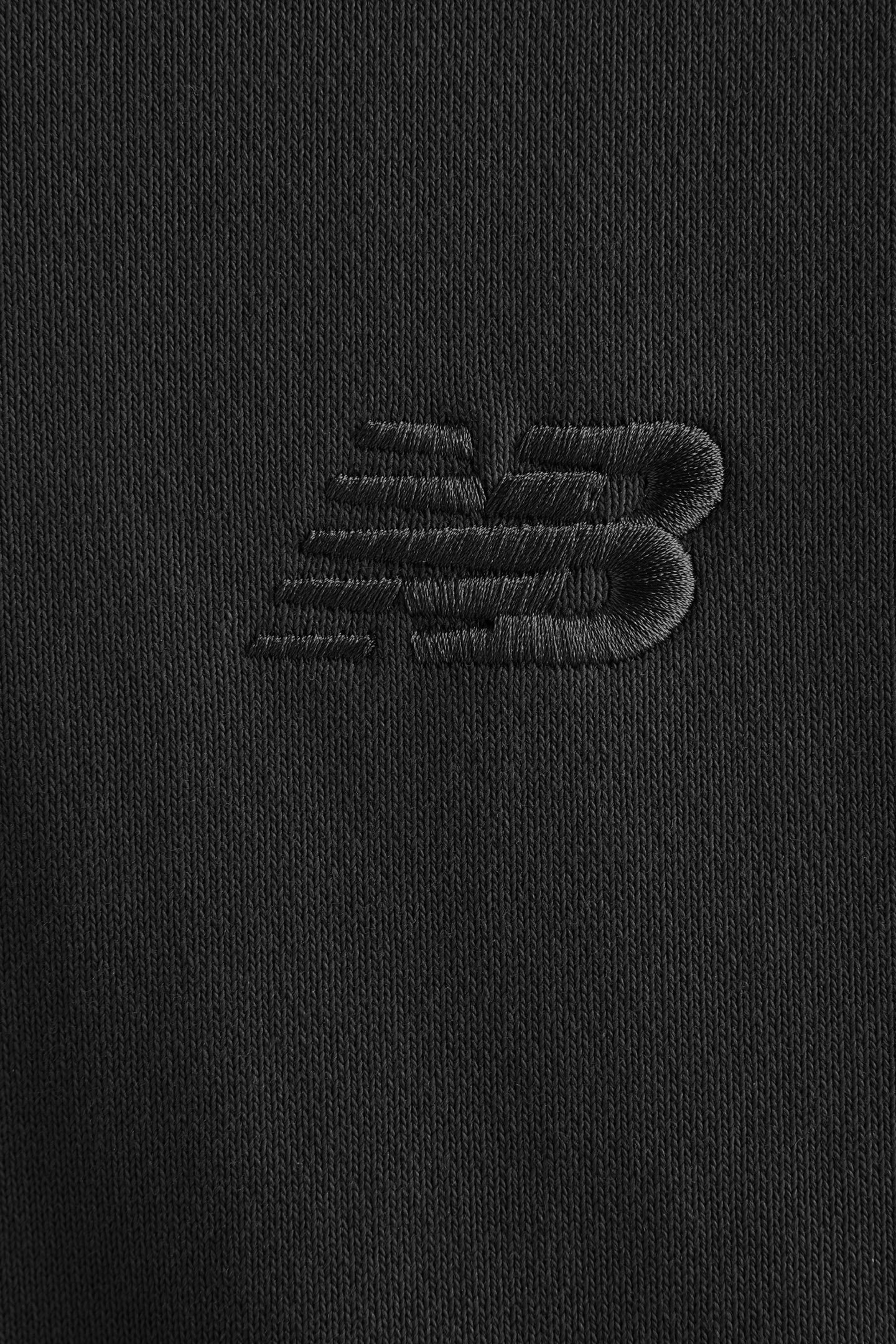 NB HOODIE IN BLACK 8