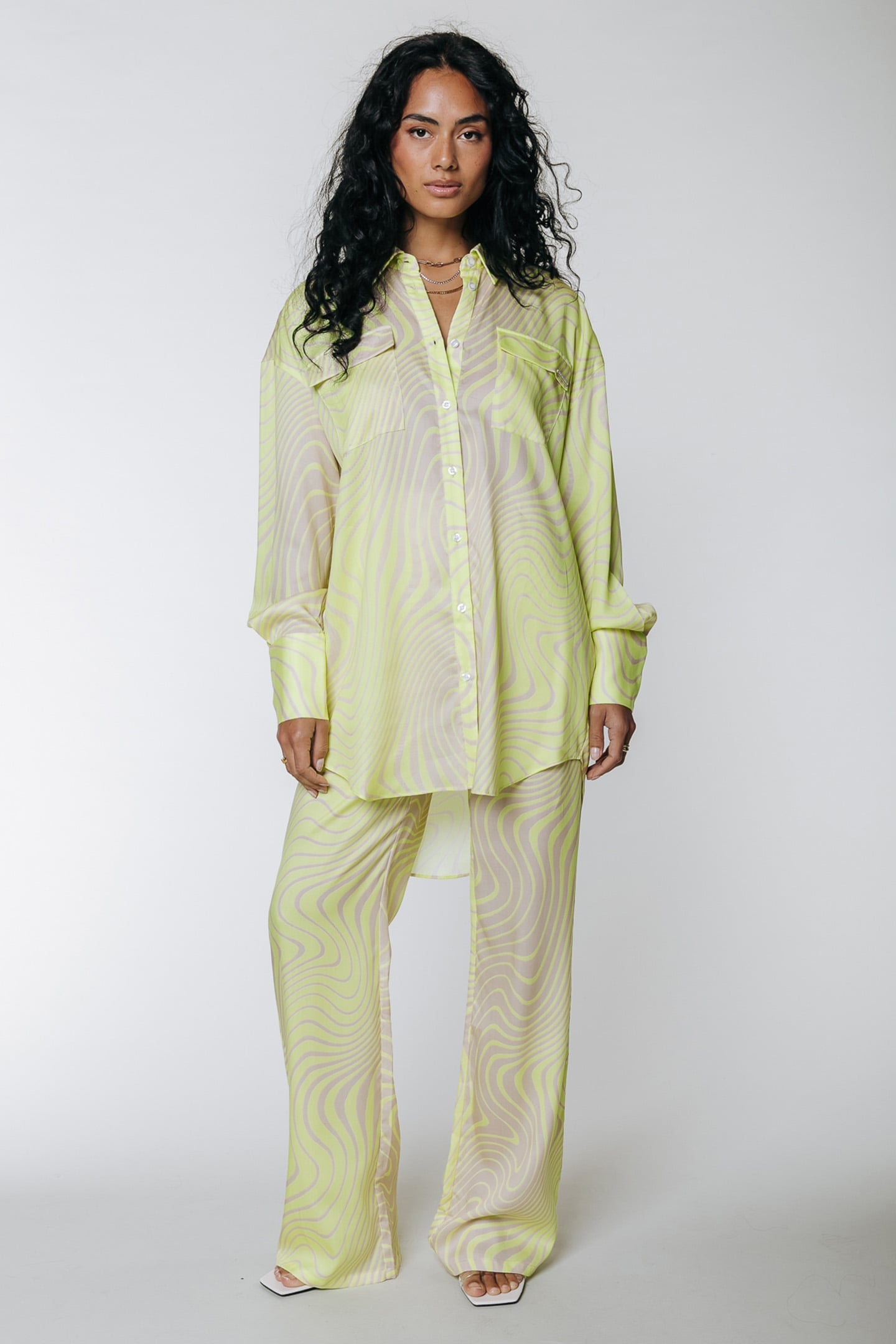 MELODY LIQUID STRAIGHT PANTS LIME 1