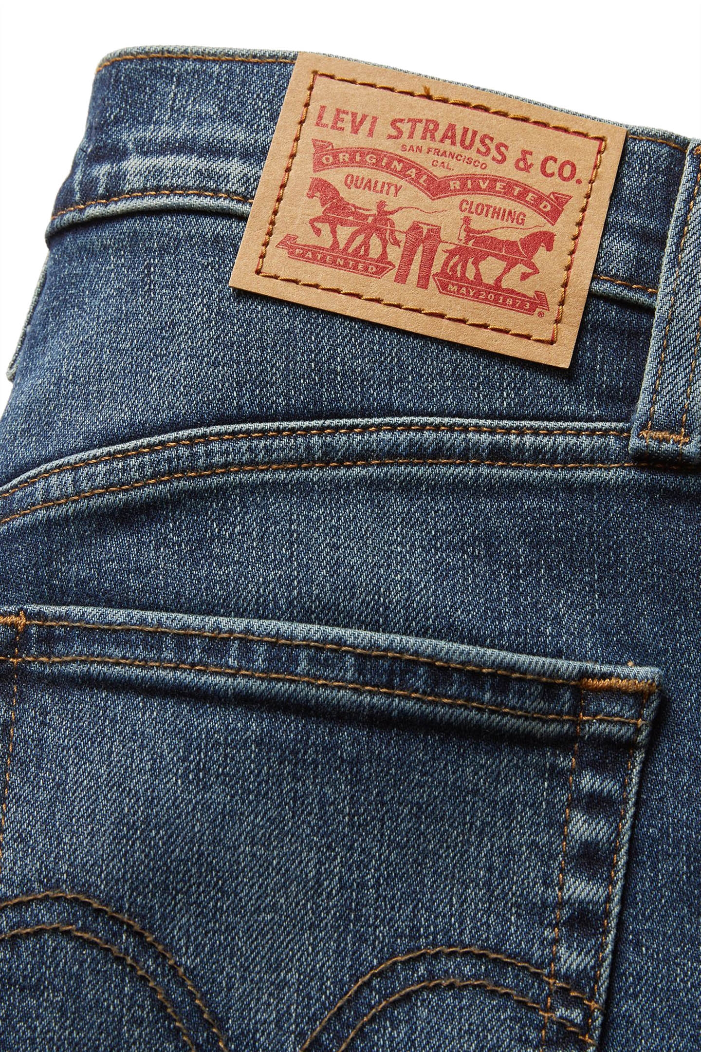 HIGH WAISTED MOM JEAN MOVING TARGET 5