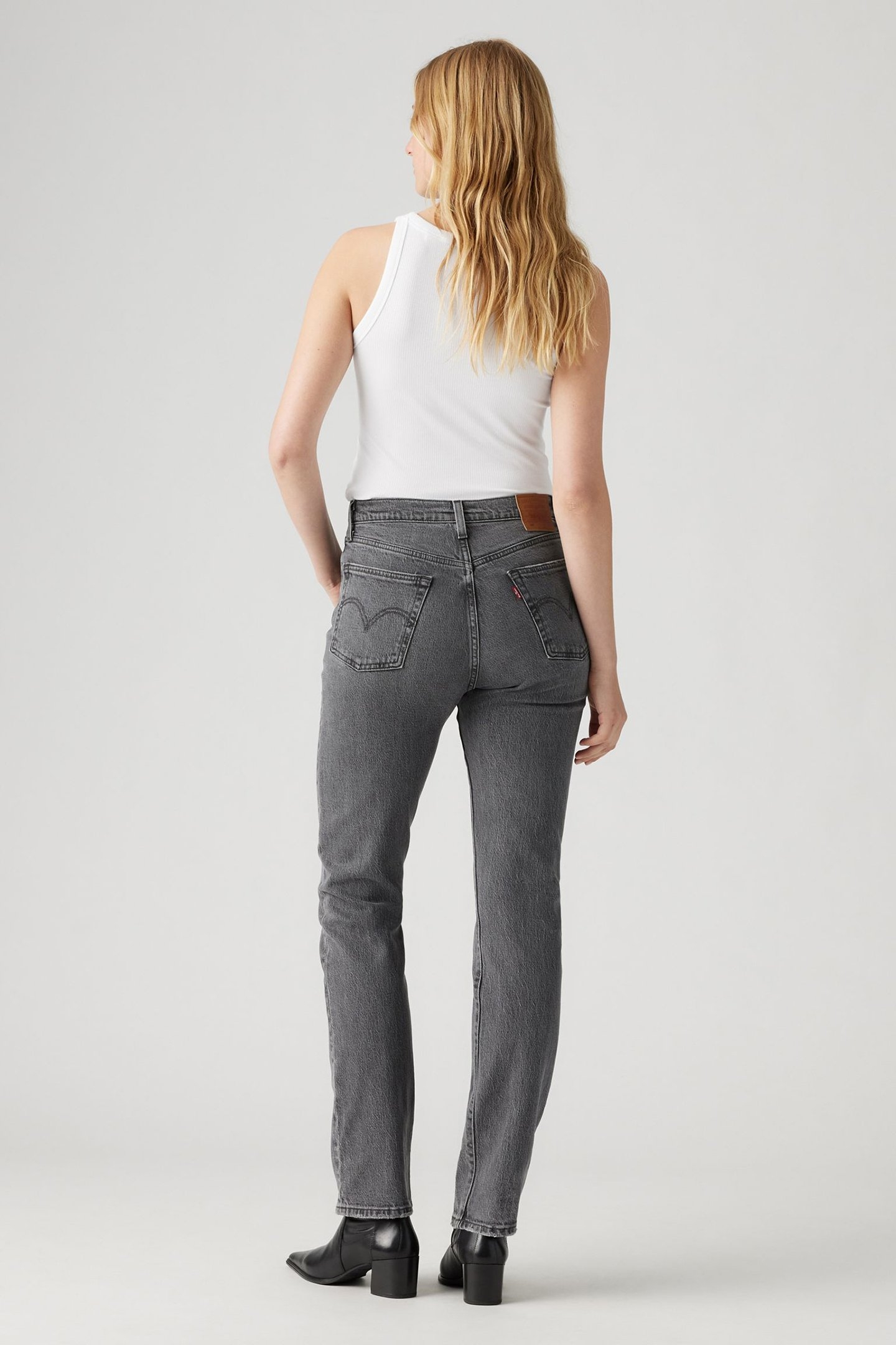 501 JEANS FOR WOMEN SWAN ISLAND 3