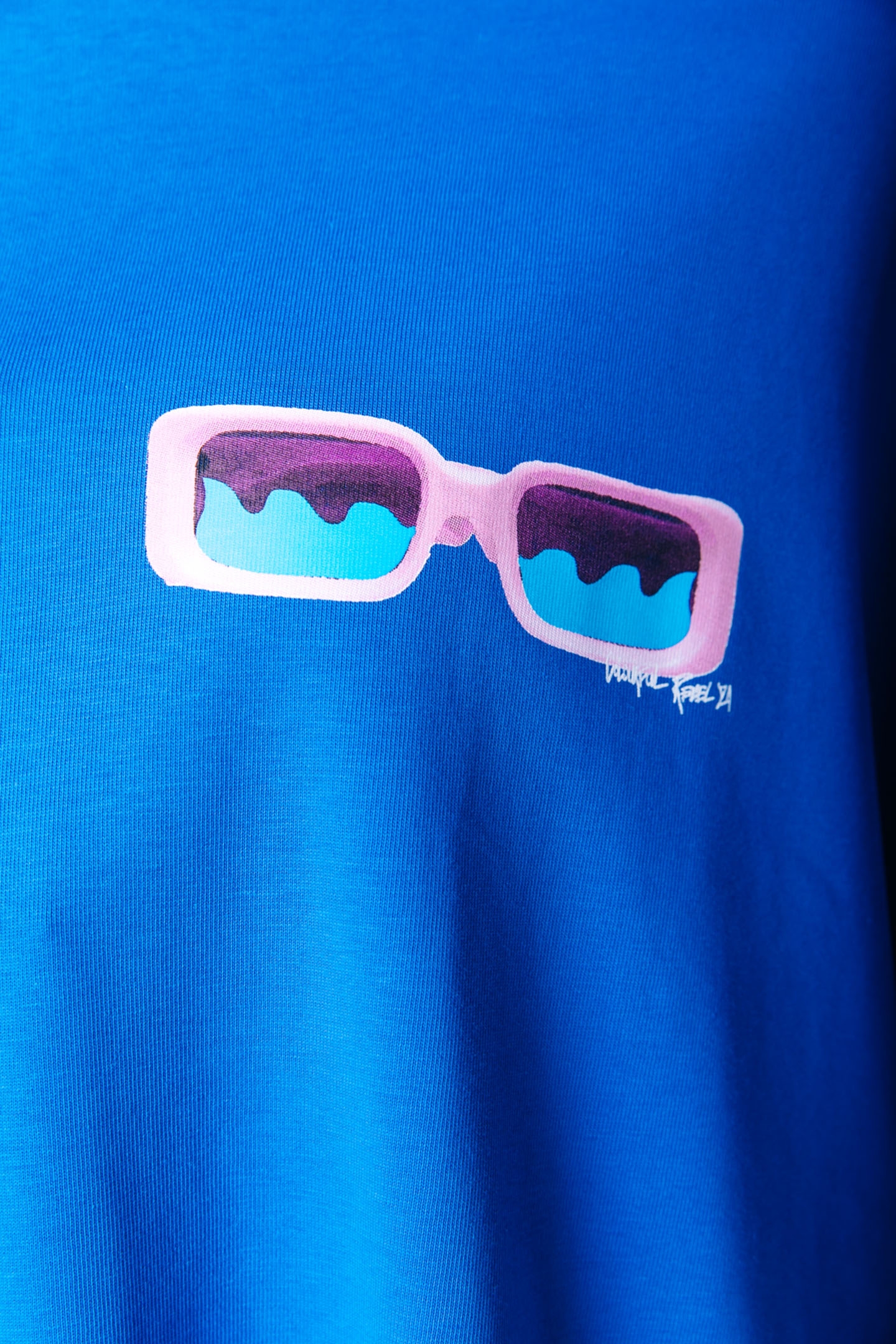 SUNGLASSES LOOSEFIT TEE BOLD BLUE 3