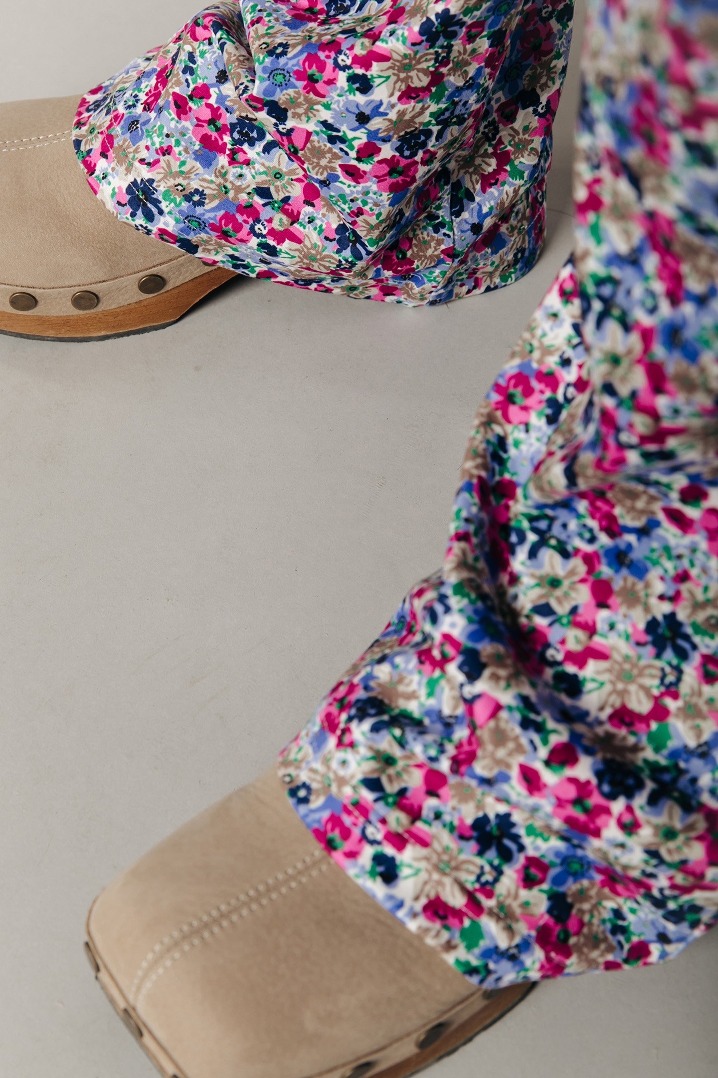 SMALL FLOWER PEACHED FLARE PANTS MULTICOLOR 3