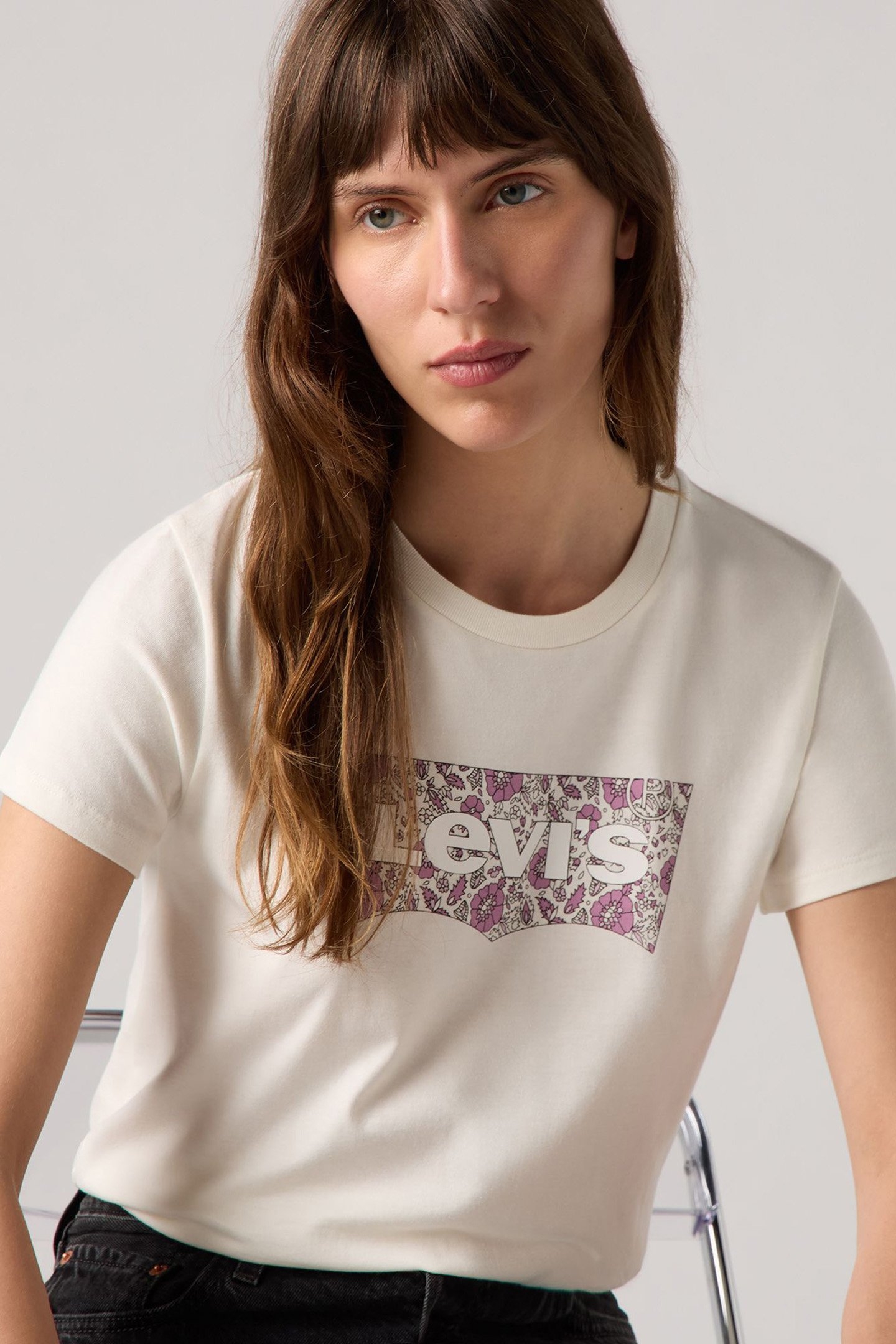 THE PERFECT TEE ANANDA FLORAL BW FILL EGRET 5