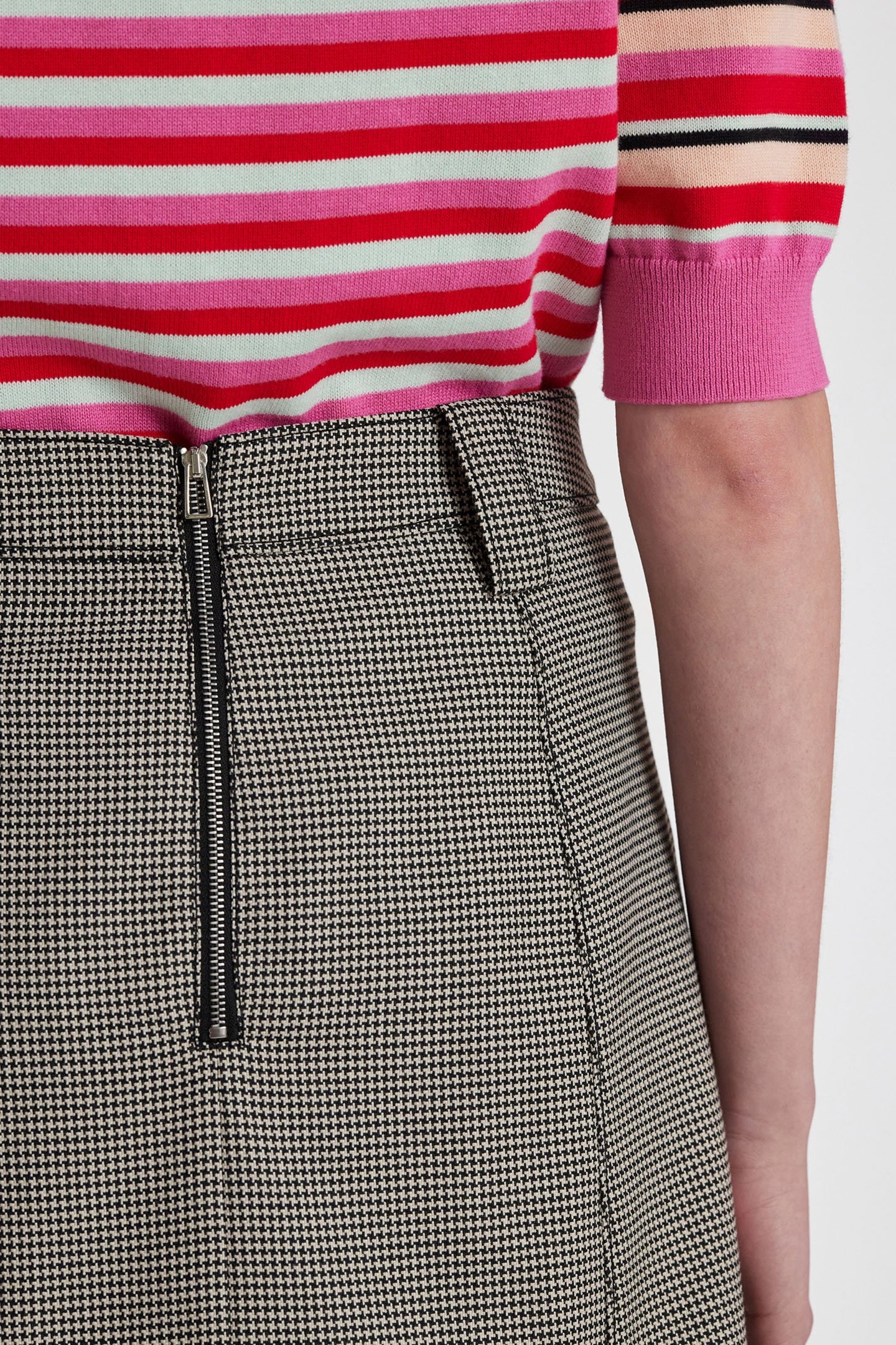 WOMENS SKIRT BLACK 6