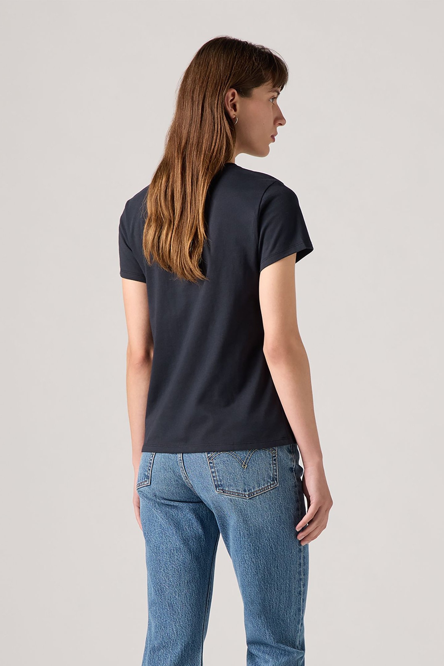 THE PERFECT TEE ANANDA FLORAL PRINT BW ANTHRACITE 2