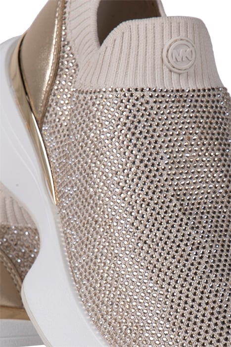 ARI SLIP ON SHOES IN PALE GOLD 4