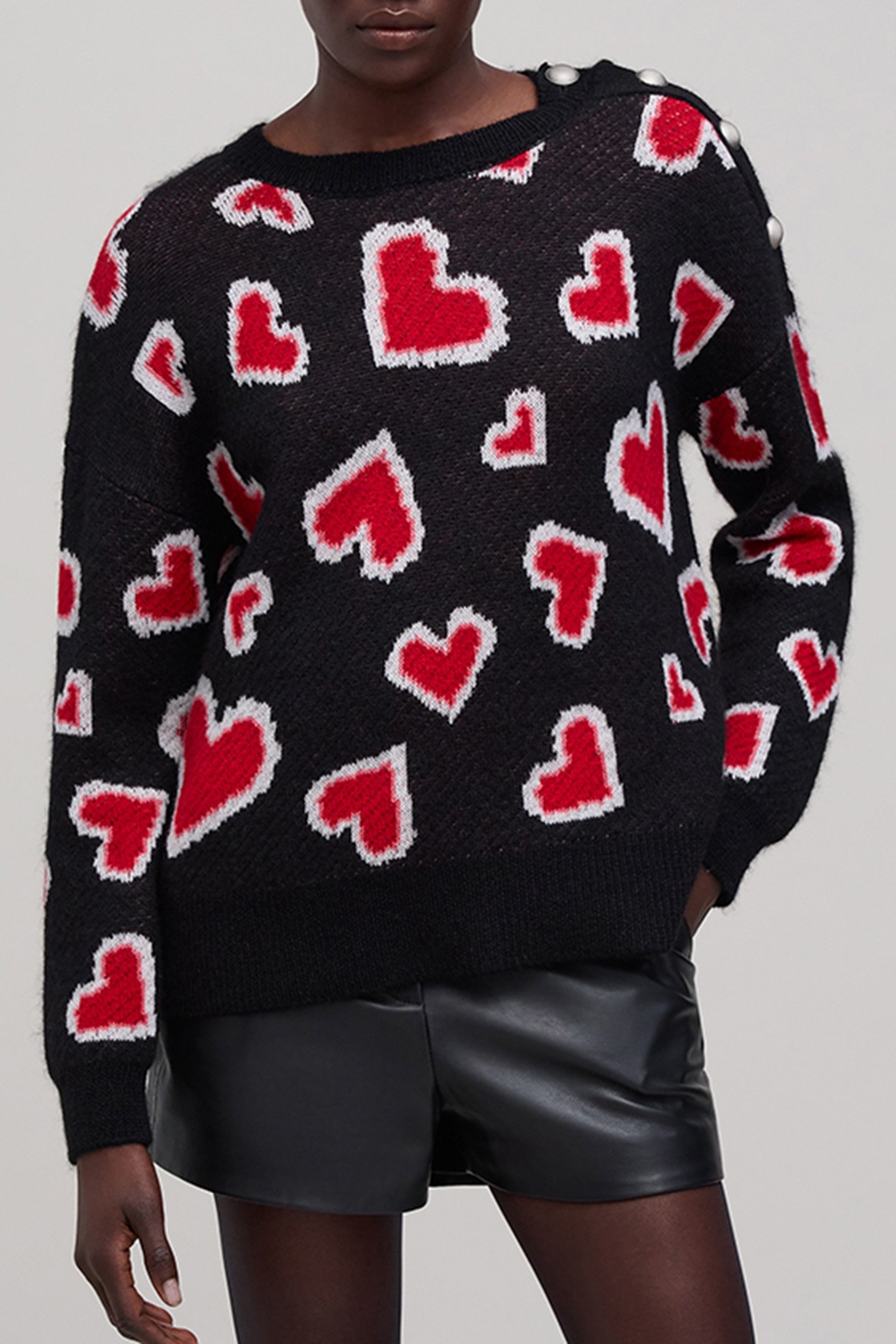 BLACK HEART JACQUARD SWEATER 1