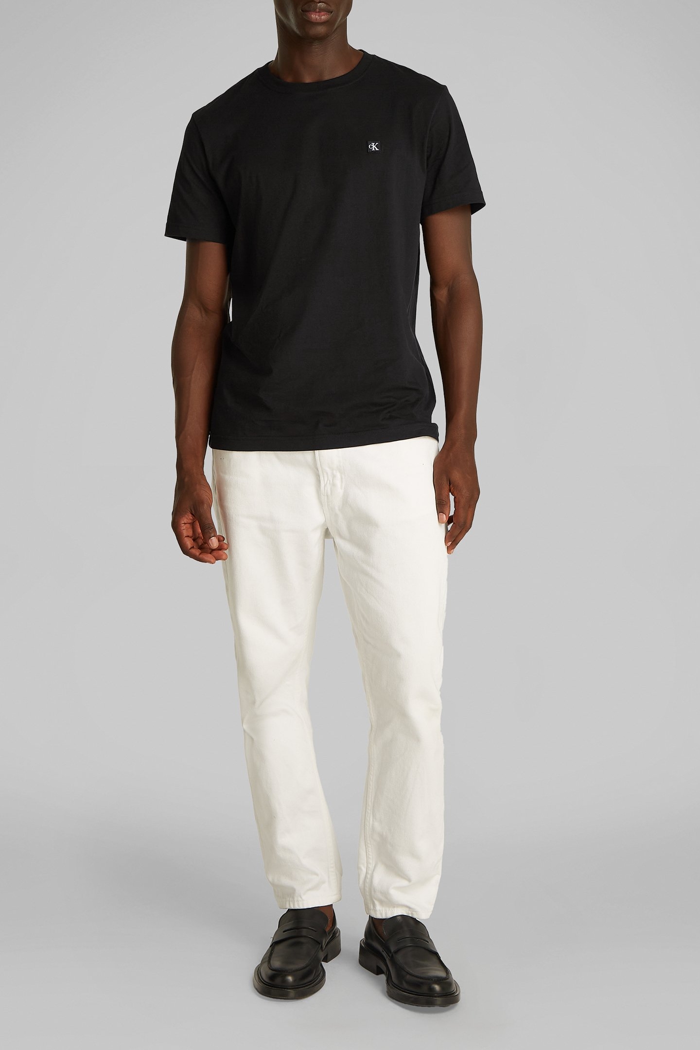 CK EMBRO BADGE TEE CK BLACK 2