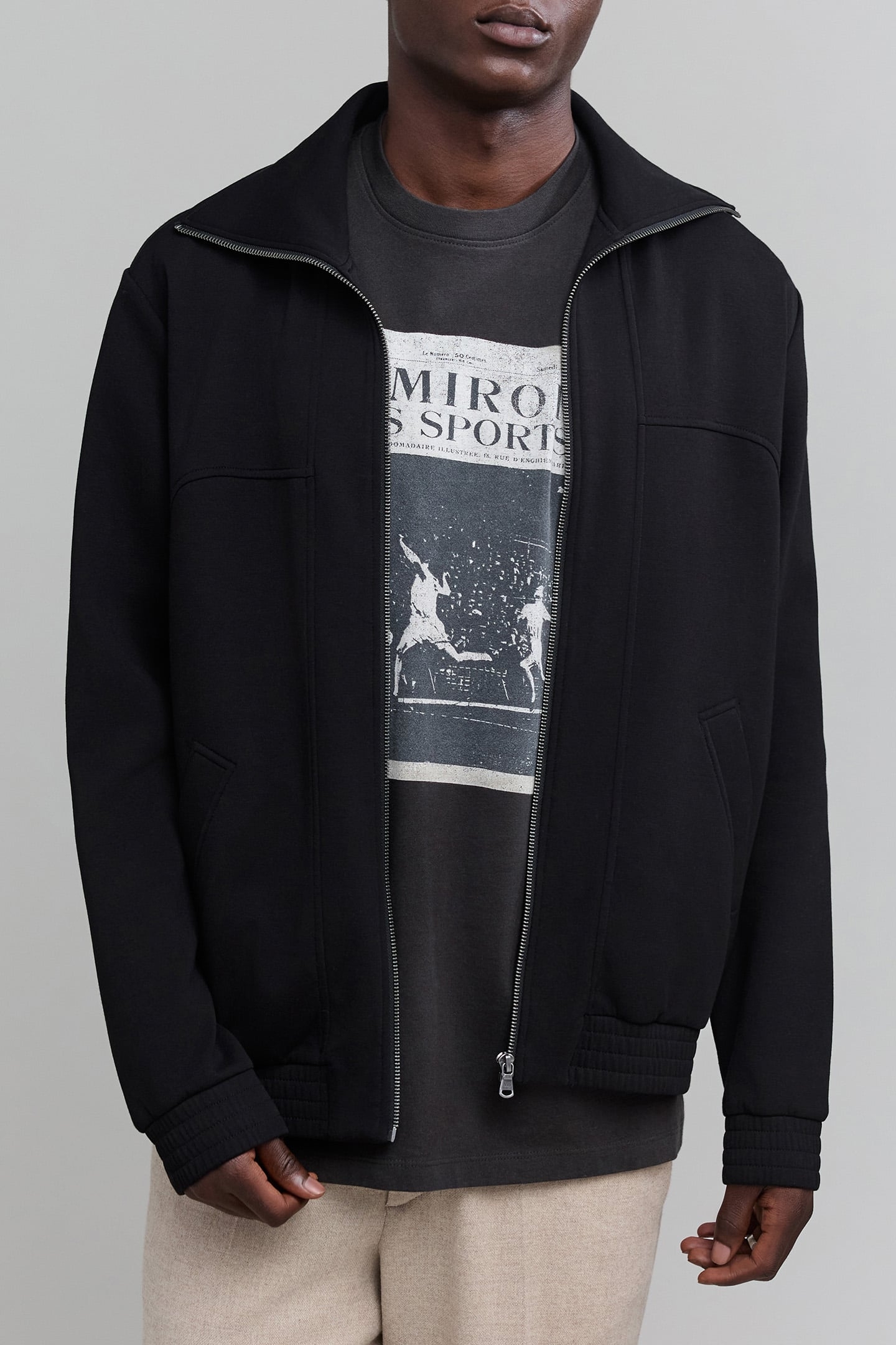 BLACK HIGH NECK ZIPPED CARDIGAN 1