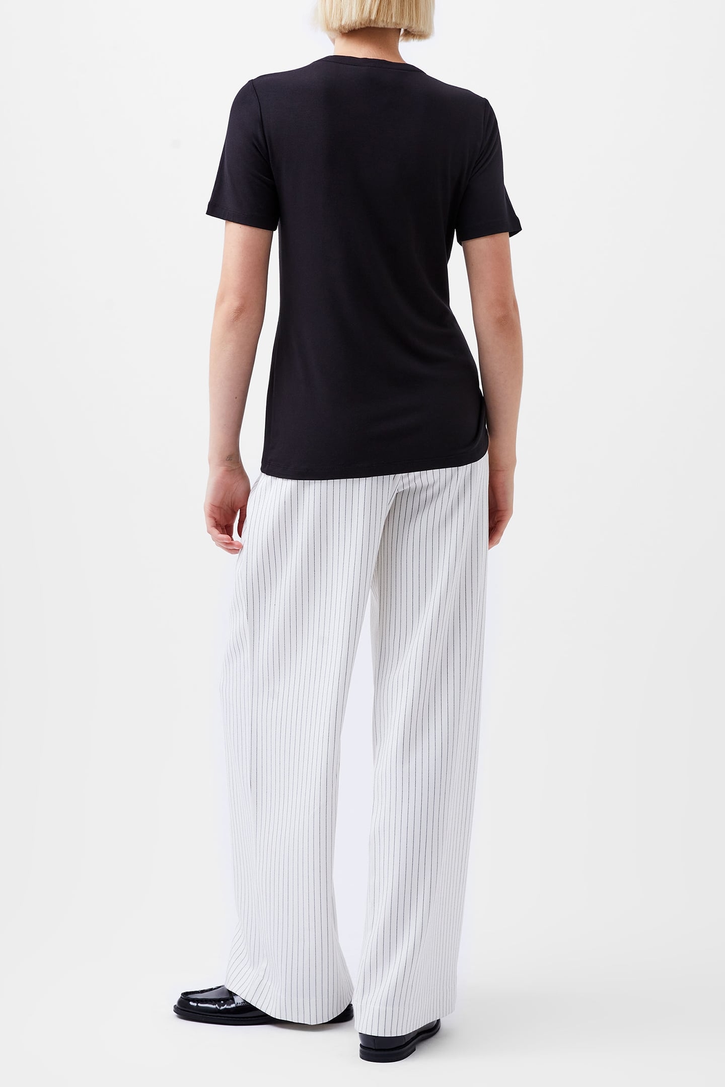 RIANNA RUCHED S/S TEE BLACK 3