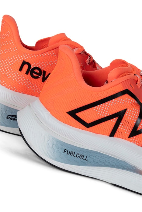 WRCXLY3 SNEAKERS IN NEON ORANGE 4