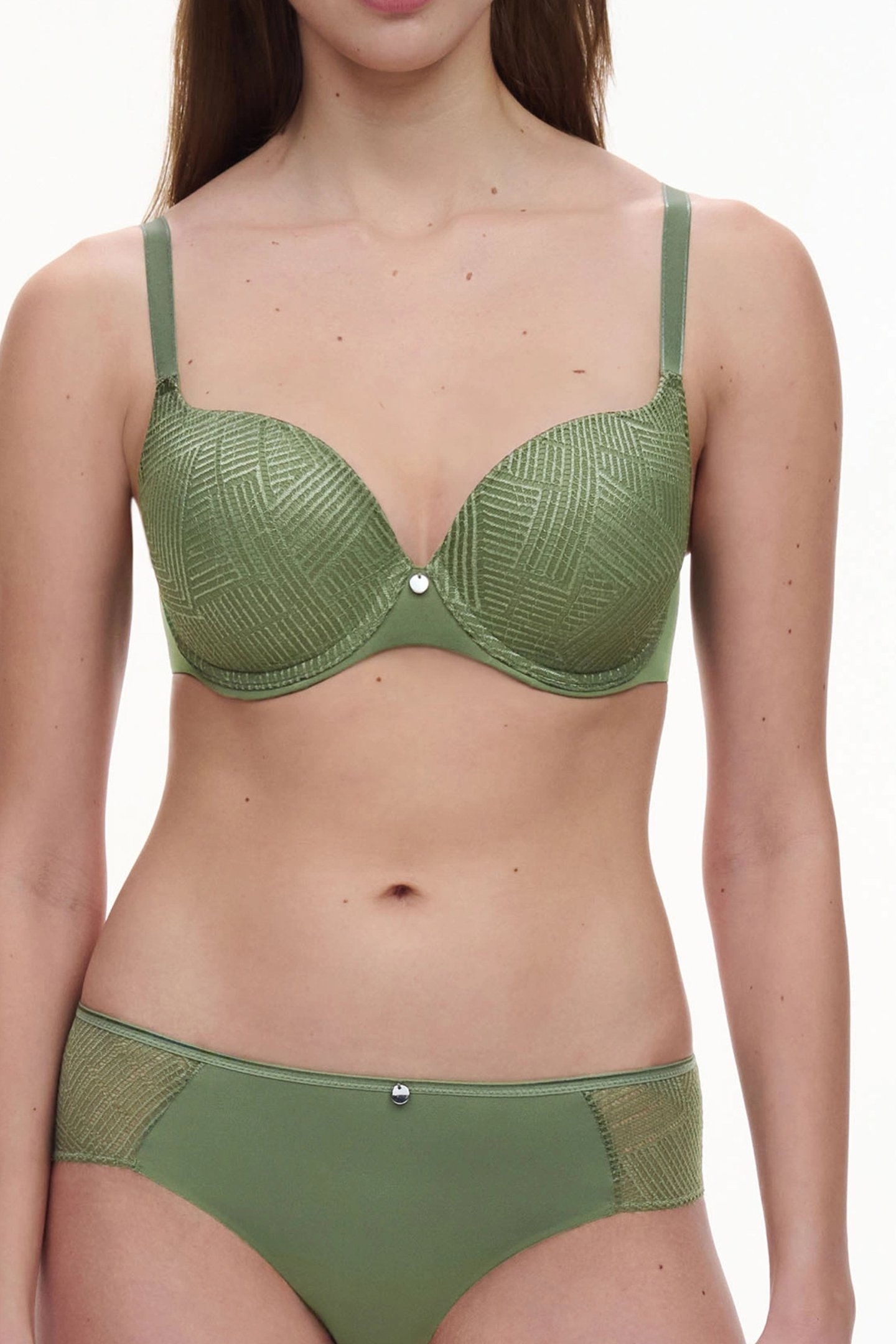 CO BRA TSHIRT COVERING KIWI 1