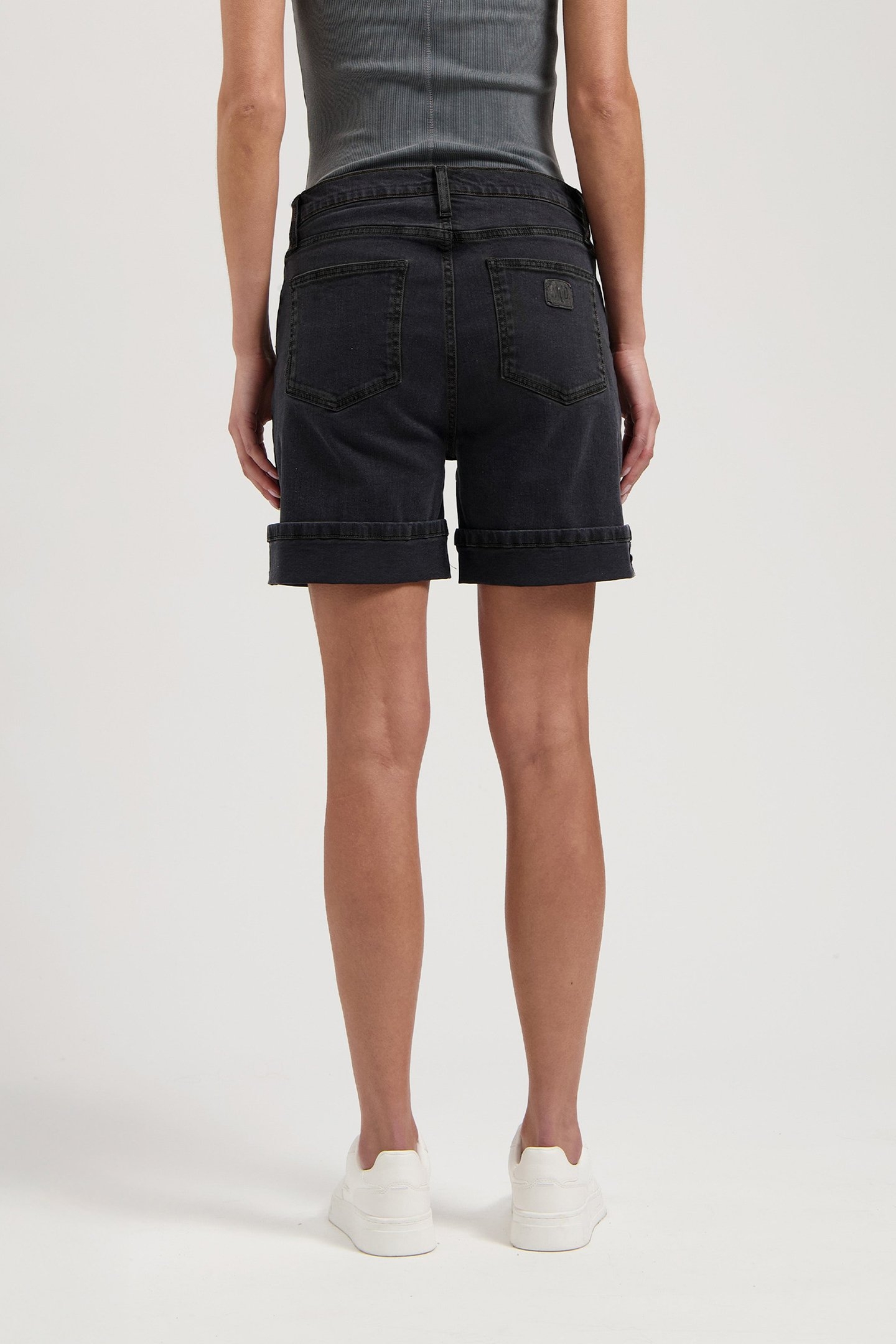 LUNA MID SHORT - BLACK VINTAGE BLACK VINTAGE 2