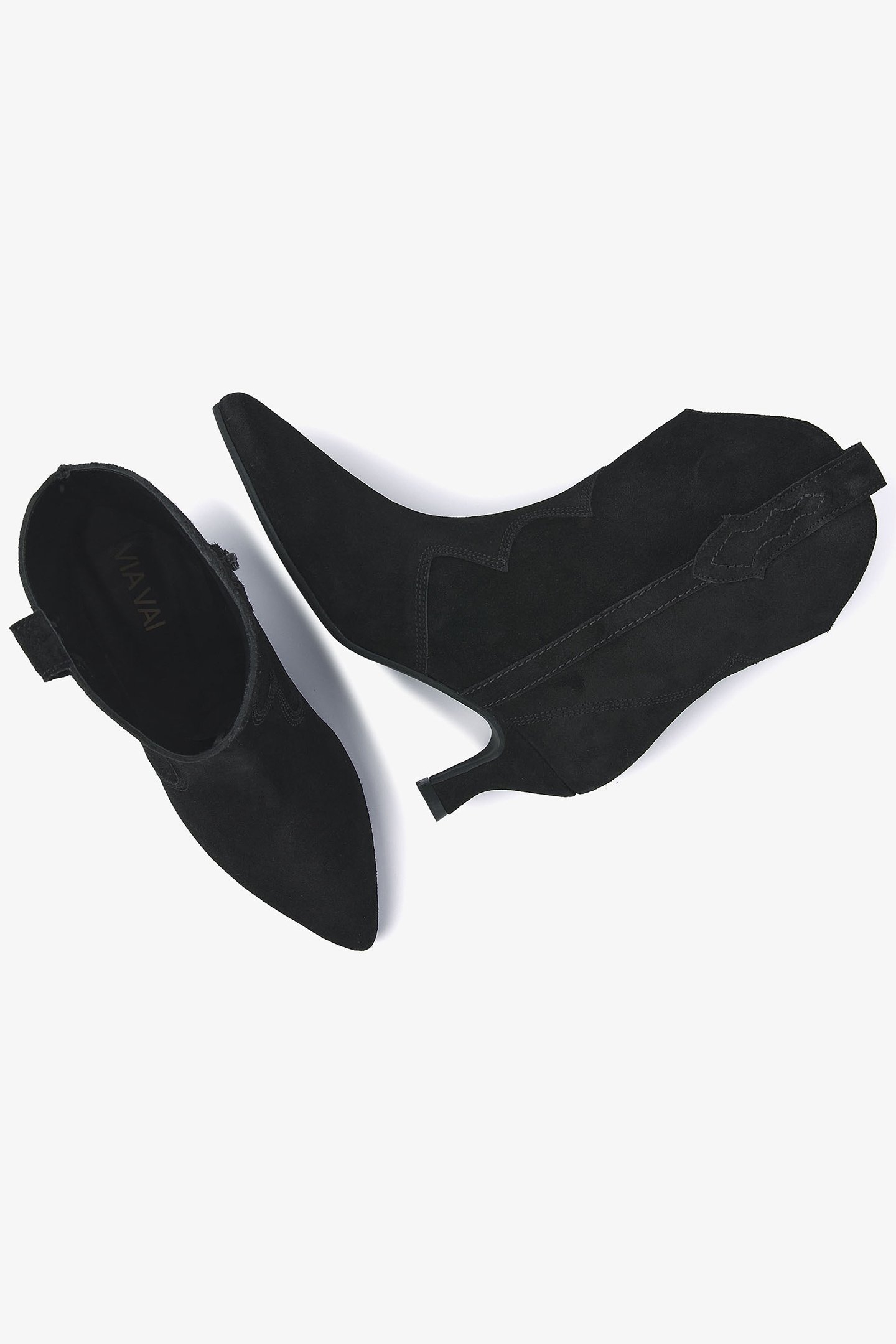 NOELLE RYDER BLACK 4