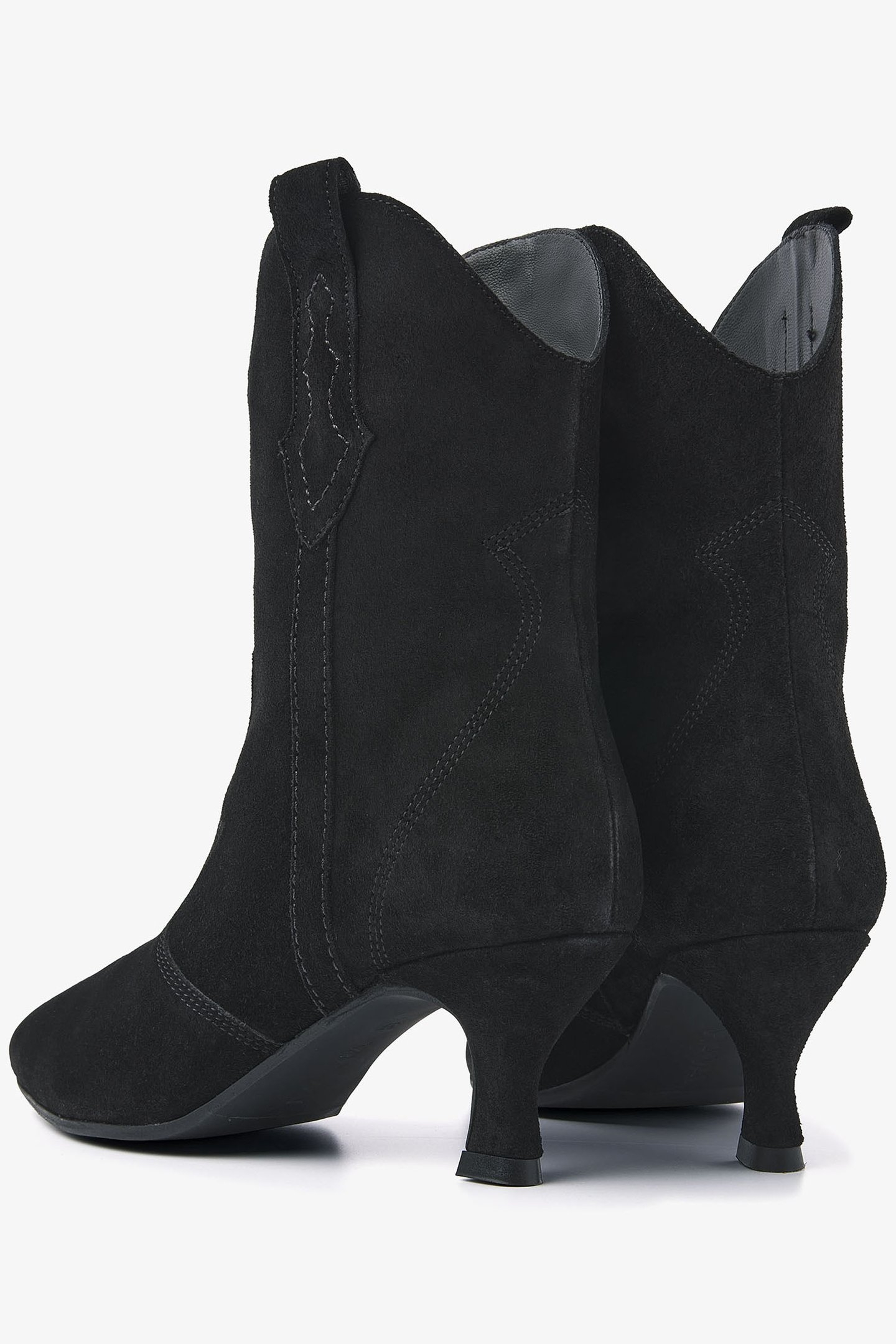 NOELLE RYDER BLACK 5