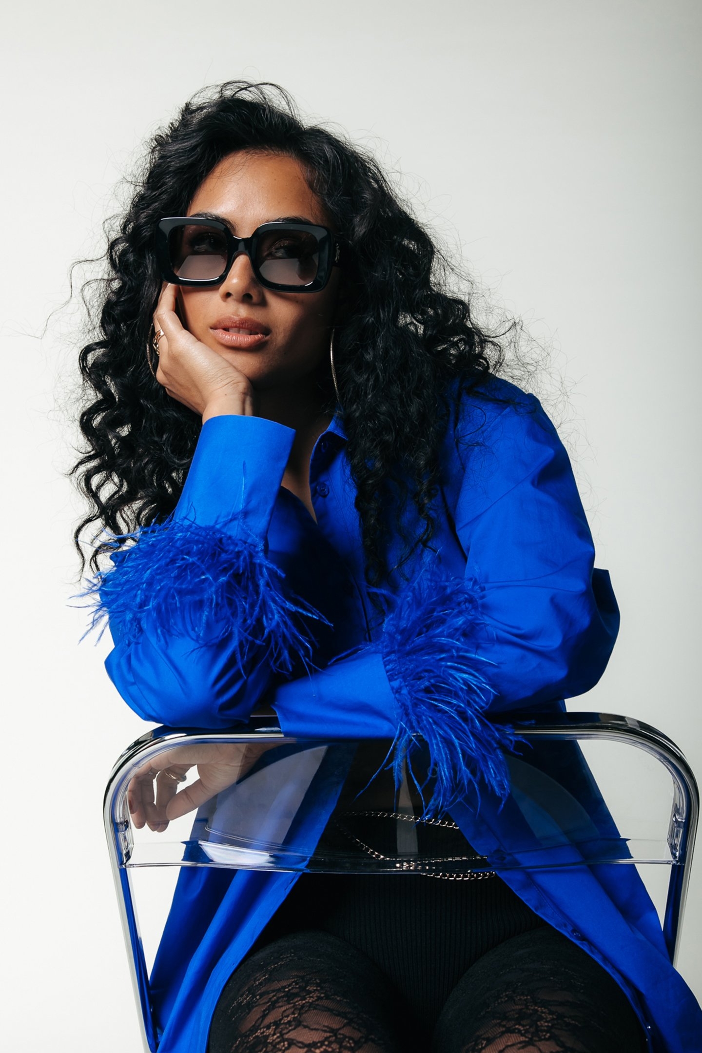 TALIA FEATHER OVERSIZED BOYFRIEND BLOUSE VIBRANT BLUE 3