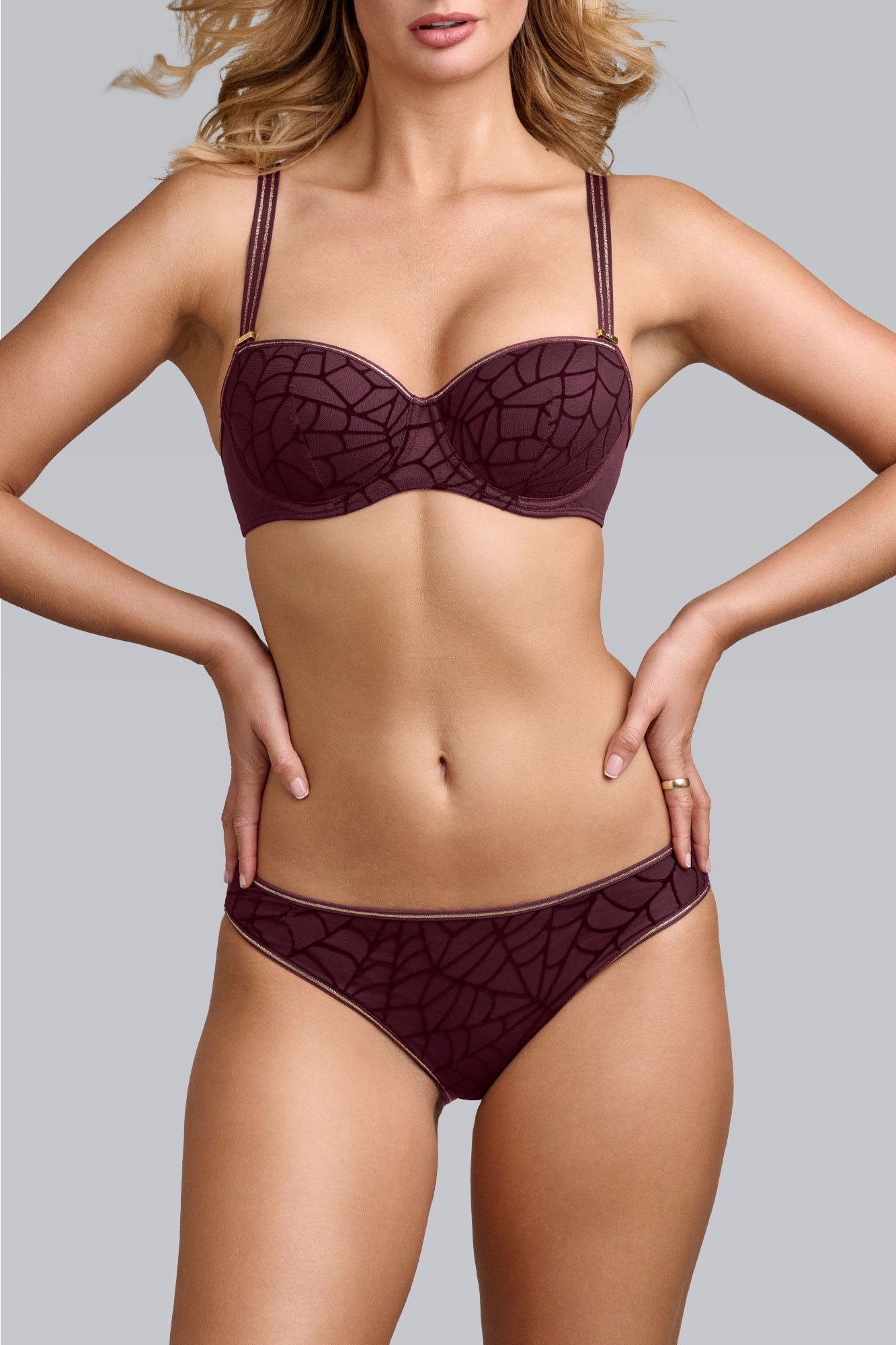 THE ADVENTURESS BURGUNDY 5