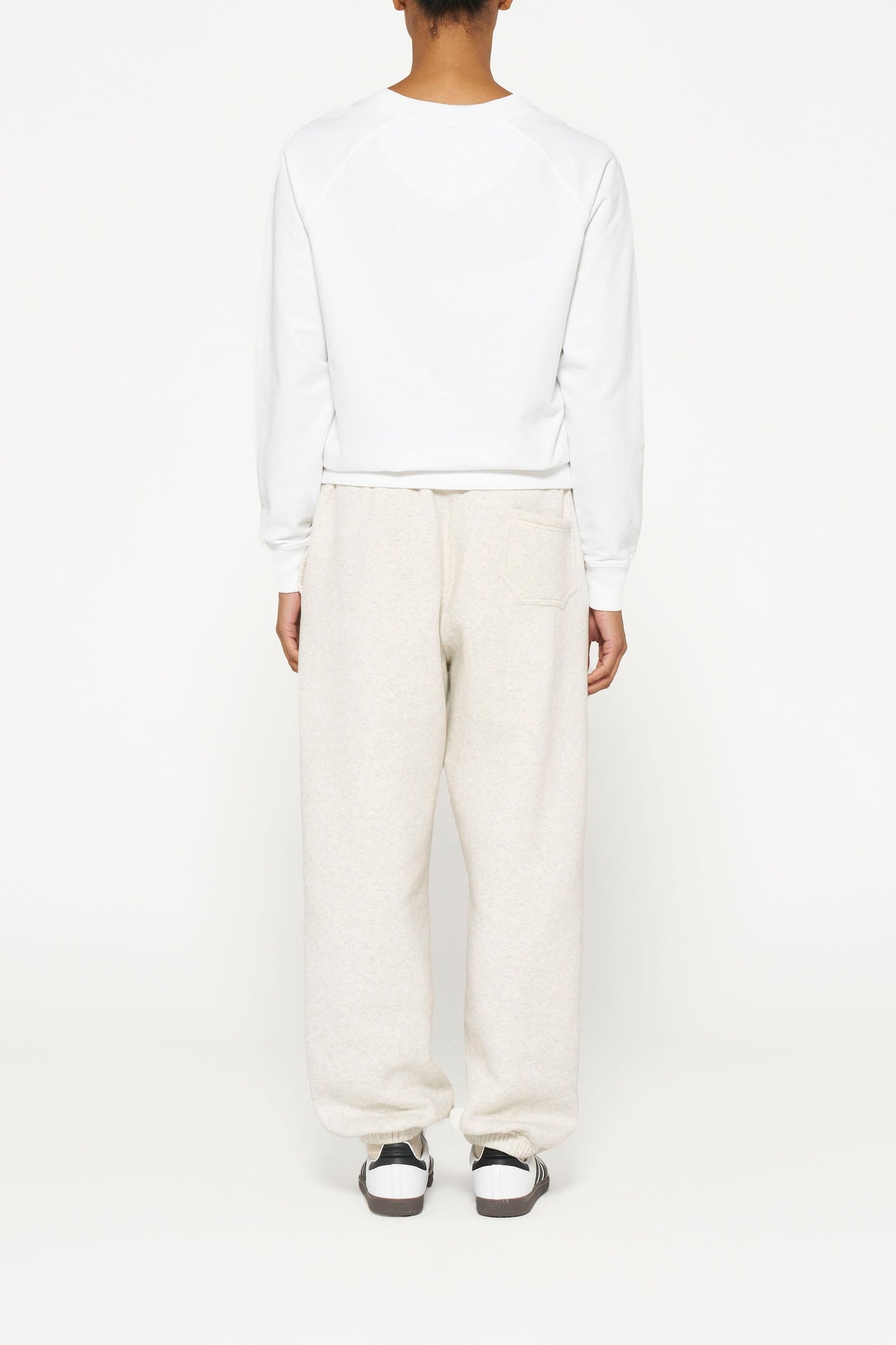 THE CREW NECK SWEATER WHITE 2