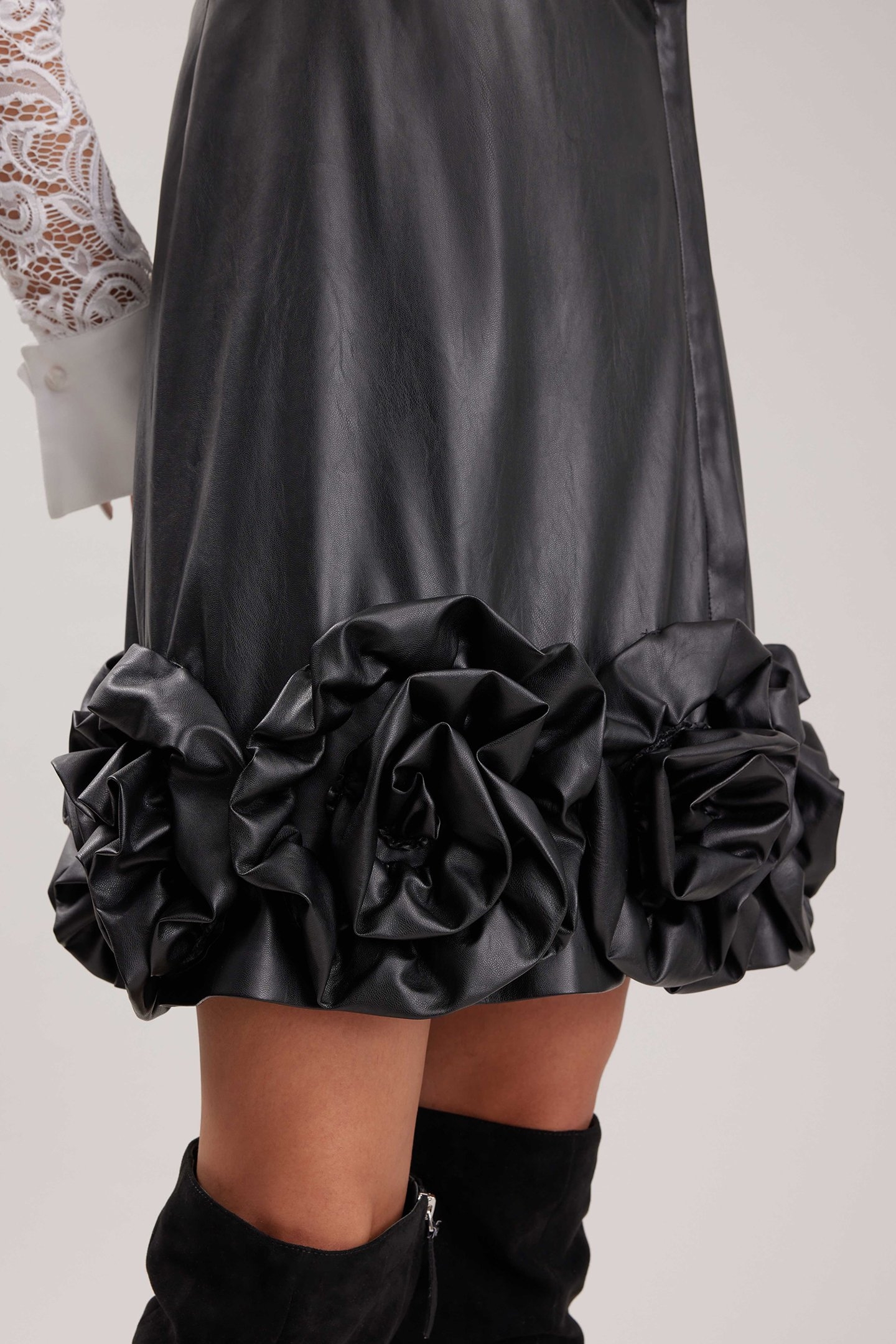 CONSUELA ROBE BLACK 7